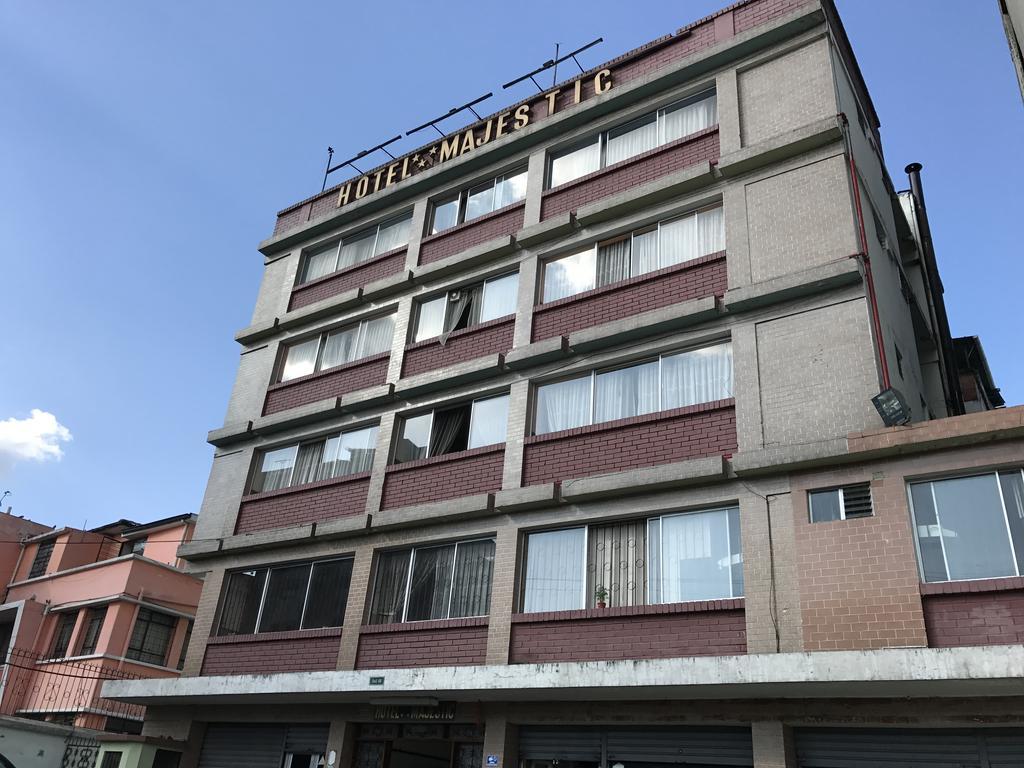 Hotel Majestic Quito Exterior photo